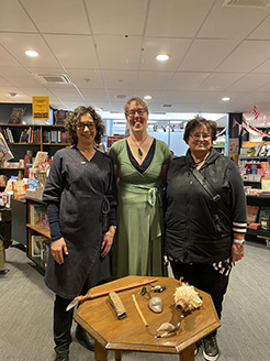 Sue Wootton, Jennifer Cattermole and Michelle Thompson-Fawcett at Echoes from Hawaiki Launch