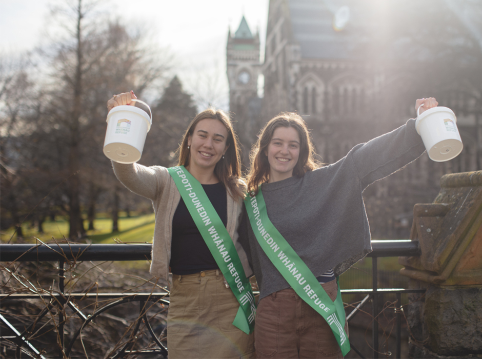 Otago students Julia Newman, left, and Rebecca Bridgman