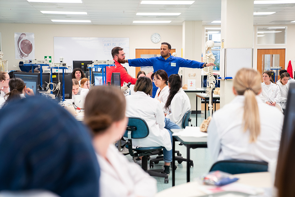 medical class lab