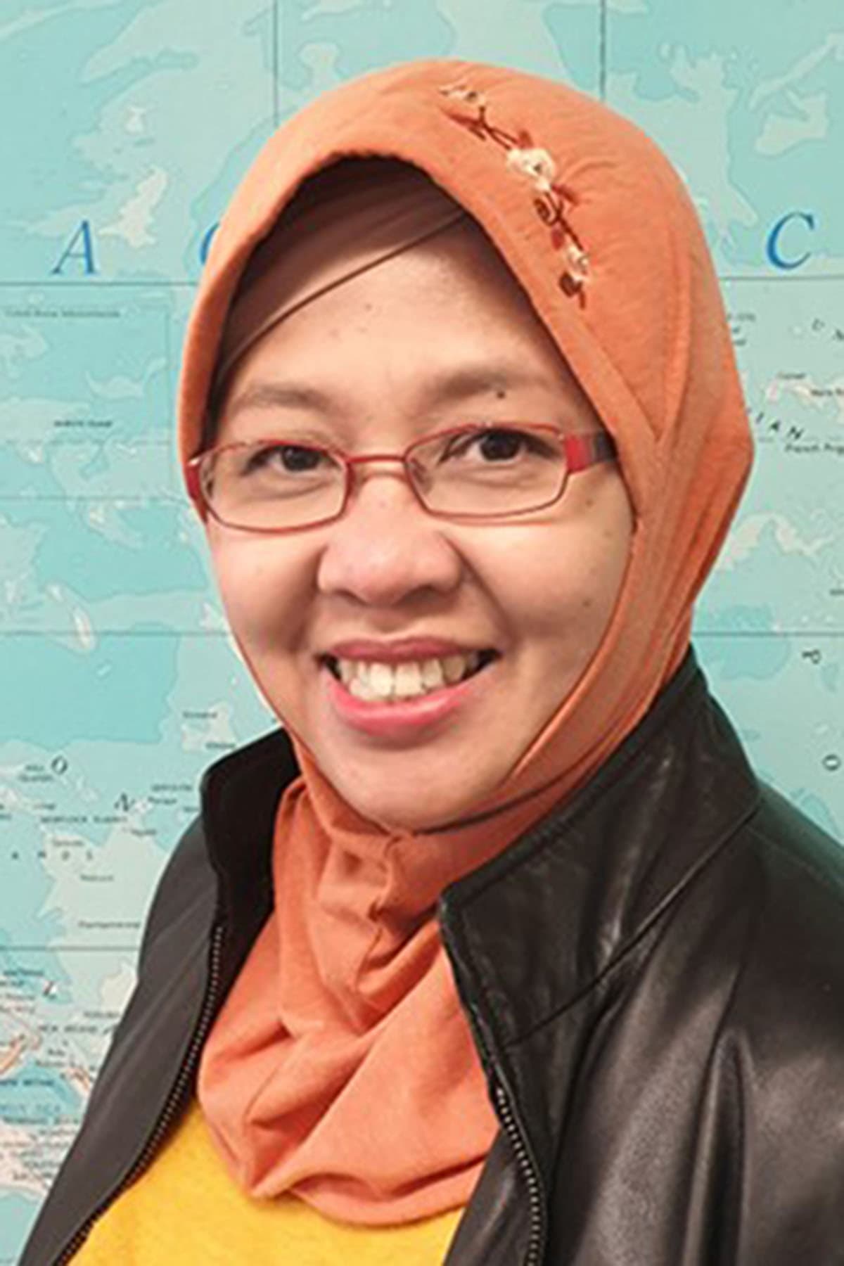 Dr Nisa Widyastuti