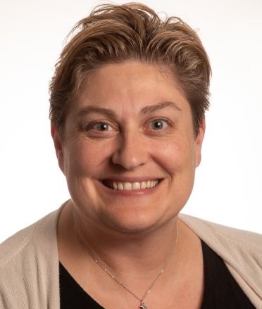 A profile photo of Associate Professor Joanna Kirman