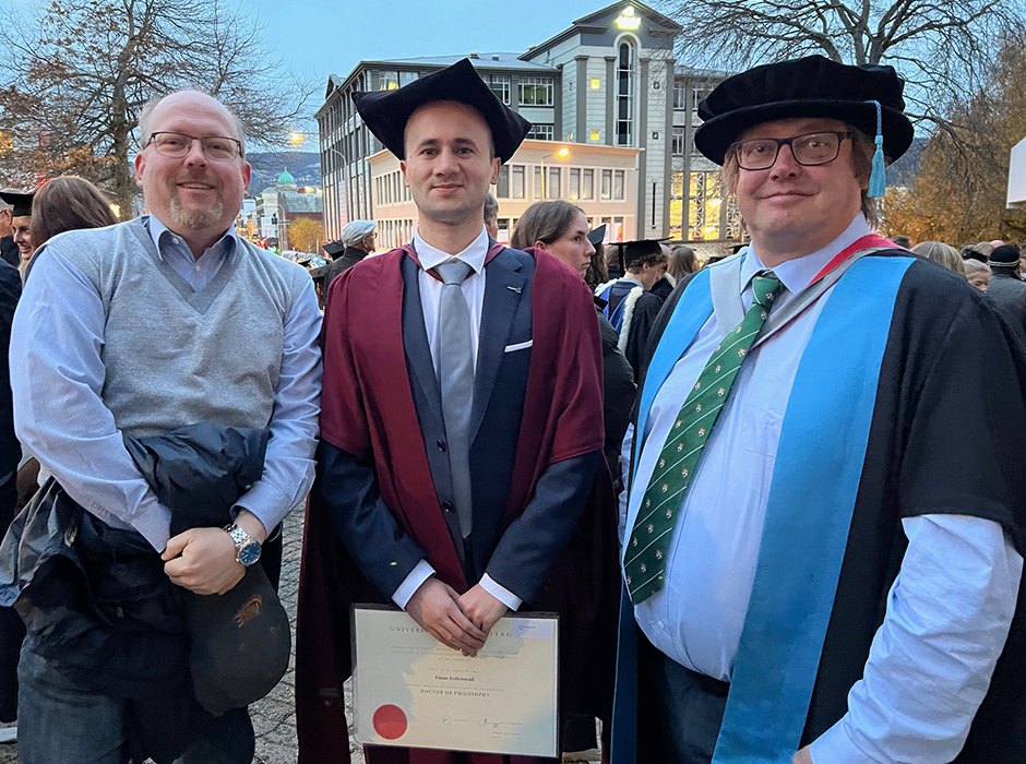 Dr Ehsan Arabahmadi on his graduation day, together with his supervisors Dr Daniel Schumayer (left) and Professor David Hutchinson (right). 