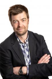 A profile photo of Professor Alexander McLellan