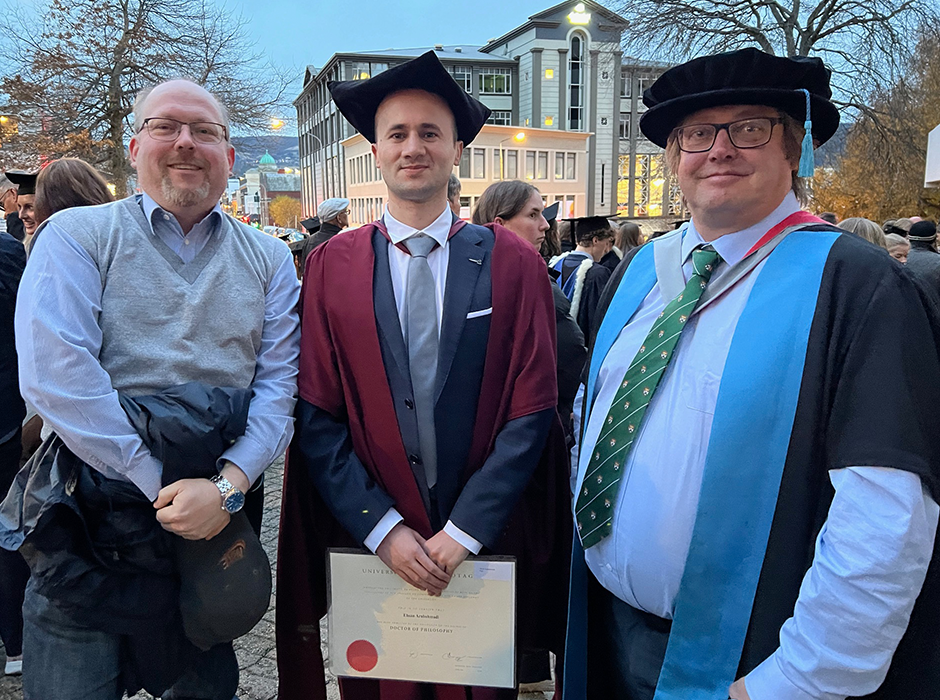 Dr Ehsan Arabahmadi on his graduation day, together with his supervisors Dr Daniel Schumayer (left) and Professor David Hutchinson (right).    